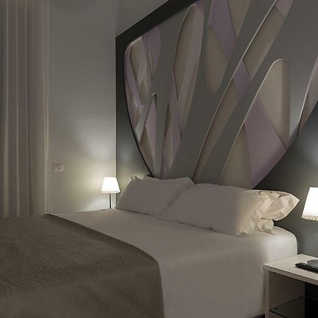 Dioniso'S Luxury Apartments Municipio ナポリ エクステリア 写真