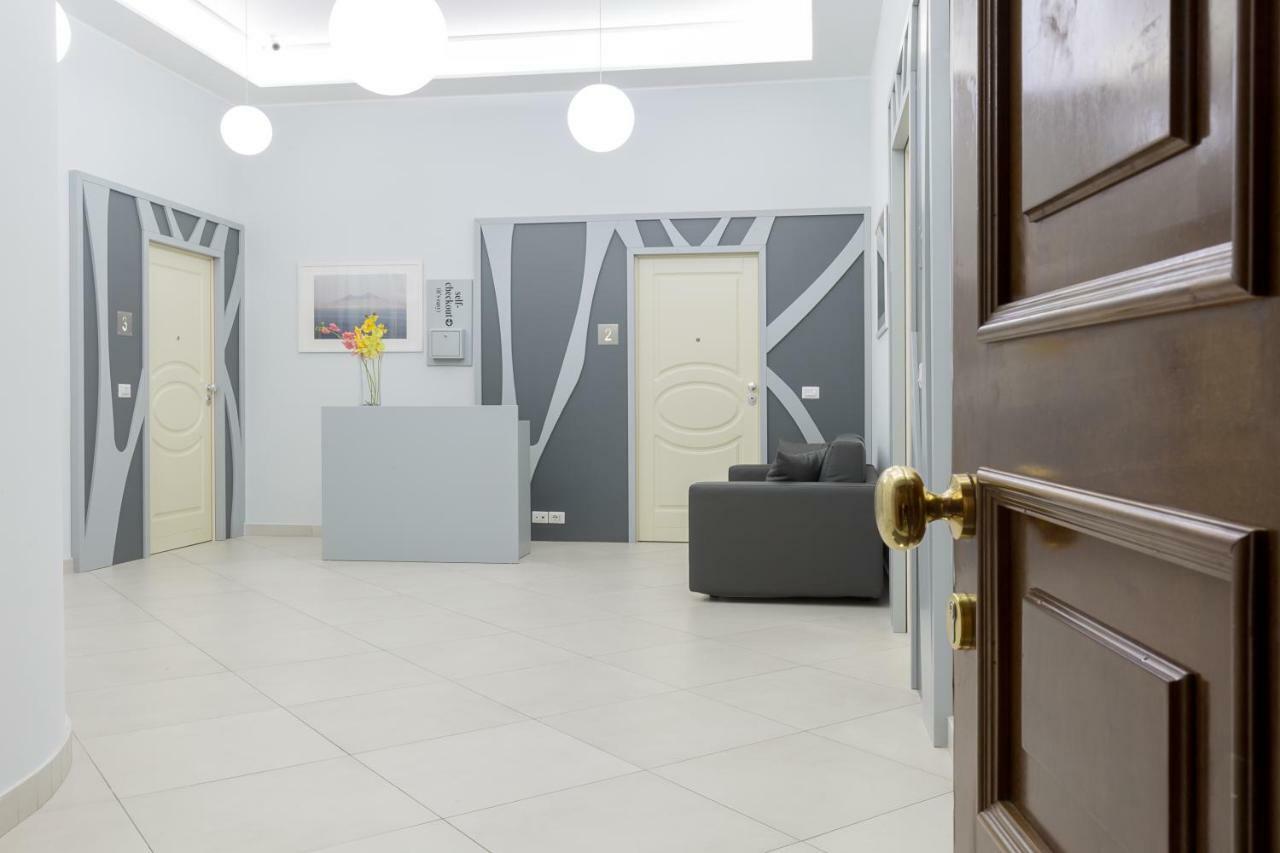 Dioniso'S Luxury Apartments Municipio ナポリ エクステリア 写真