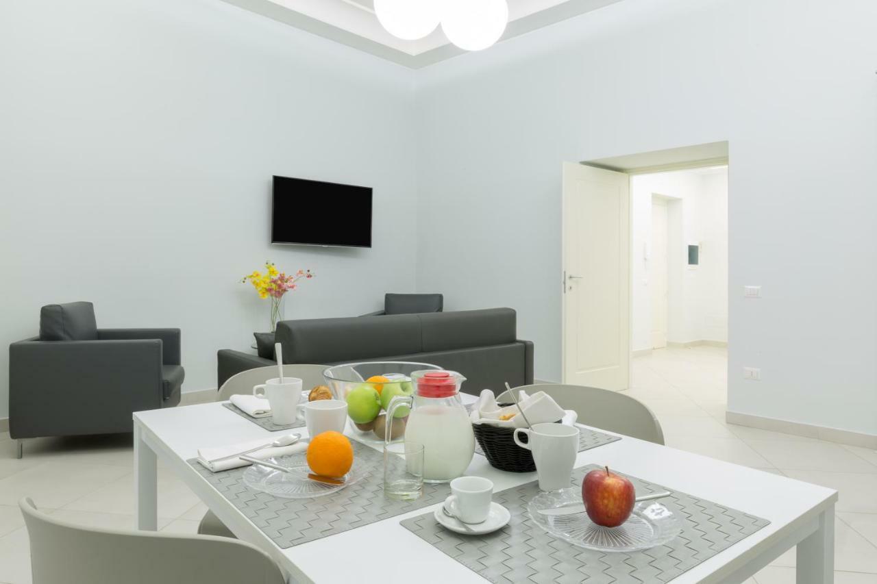 Dioniso'S Luxury Apartments Municipio ナポリ エクステリア 写真
